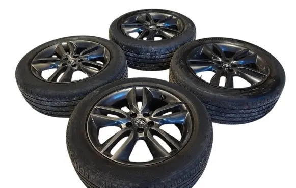 Hyundai Santa Fe R19 alloy rim 