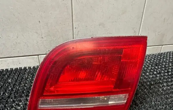 Audi A3 S3 8P Tailgate rear/tail lights 8P4945094D