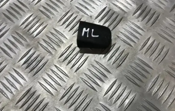 Mercedes-Benz ML W163 Loading door cover/cap 