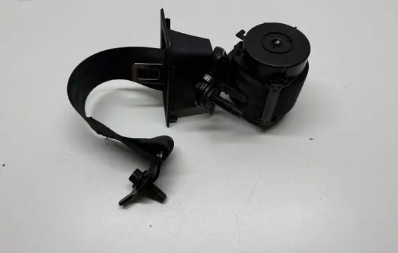 Ford Mustang VI Rear seatbelt 641447100D