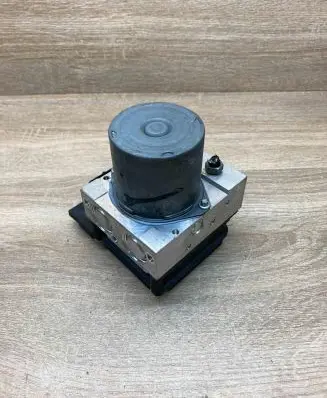 BMW X3 E83 ABS Pump 3424682 3424683 6762059