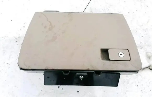 Volkswagen PASSAT B6 Glove box 3C1857101