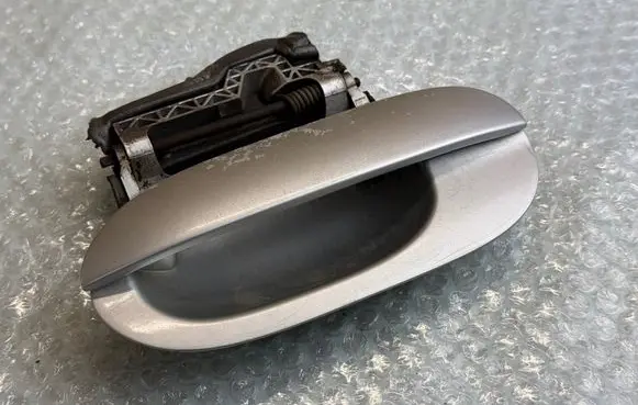 BMW 5 E39 Rear door exterior handle 