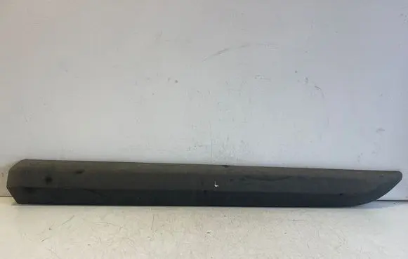 Opel Vivaro Front door trim (molding) 9808747177 9808747577