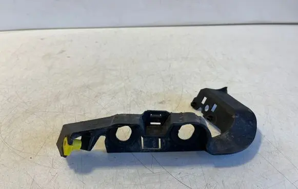 Audi A5 Front bumper mounting bracket 8W6807283