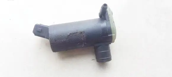 Ford Focus Windscreen/windshield washer pump 93bb17k024ba