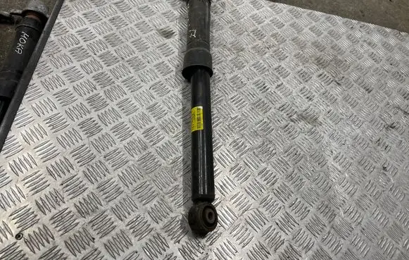 Opel Mokka X Rear shock absorber/damper 95320369