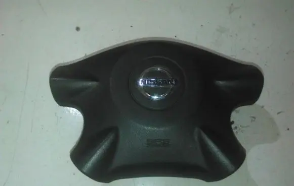 Nissan Almera N16 Steering wheel airbag 6005158c