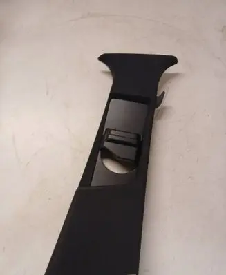 Mercedes-Benz E W212 (B) pillar trim (top) A2126900425 SP5959 14712657