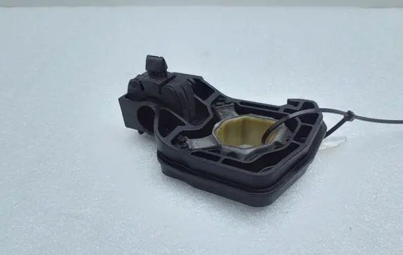 Radiator support slam panel bracket