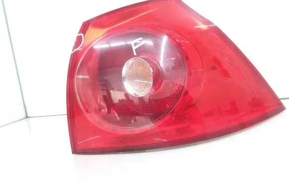 Volkswagen Golf V Rear/tail lights 1K6945096N 1K6945258