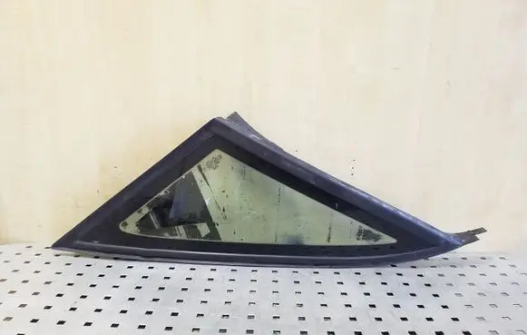 Audi A6 S6 C4 4A Rear side window
