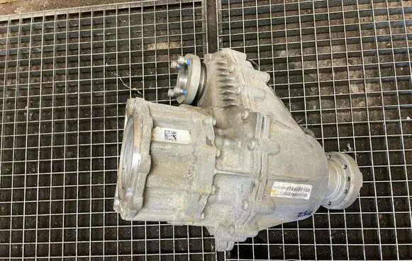 Dodge Challenger Gearbox transfer box case 68214750AB