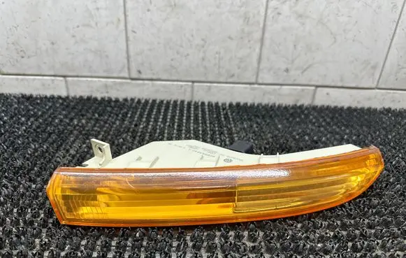 Volkswagen PASSAT CC Front indicator light 3C8953042A