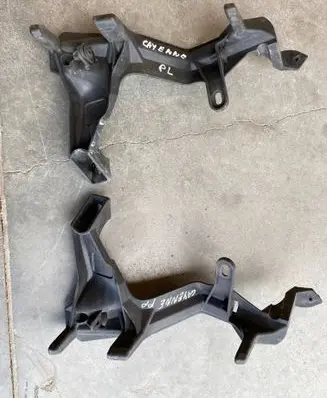Porsche Cayenne (9PA) Front bumper mounting bracket 7L5807889