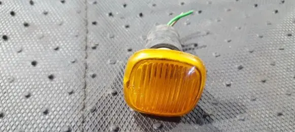 Audi A4 S4 B5 8D Front fender indicator light 4D0949127B