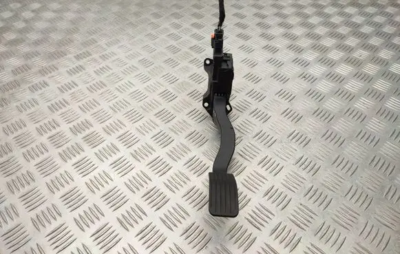 Citroen C3 Aircross Accelerator throttle pedal 3637657