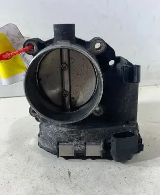 Volvo S60 Throttle valve 30711552