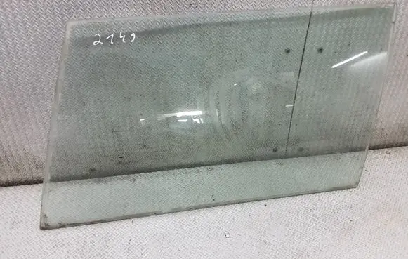 Jeep Cherokee Rear side window