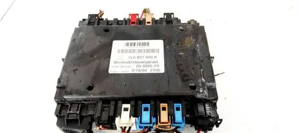 Volkswagen Touareg I Comfort/convenience module 7L6937049K 05066523