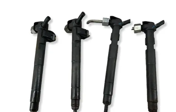 Chevrolet Captiva Fuel injectors set 28264951 2297JG18R24 25183186
