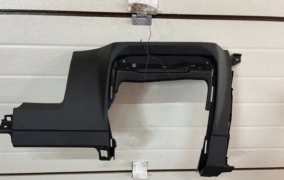 Dashboard lower bottom trim panel