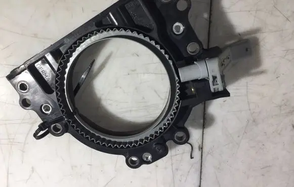 Skoda Citigo other engine part 04C103173H