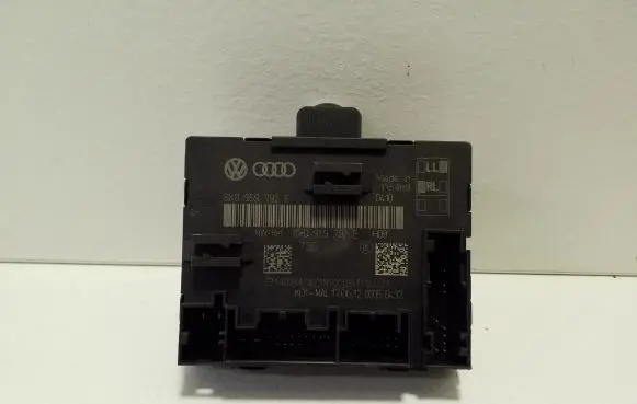Audi Q3 8U Door control unit/module 8X0959792E