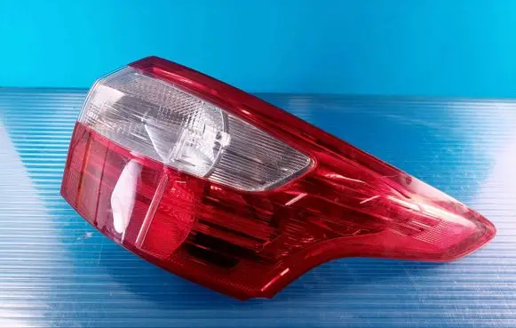 Ford Focus Rear/tail lights BM5113404G