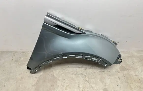Land Rover Range Rover Evoque L538 Fender mounting bracket BJ3216A142AA