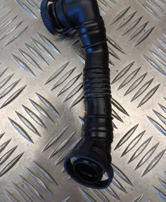 Volkswagen PASSAT B6 Breather hose/pipe 03G103493D VCD446232