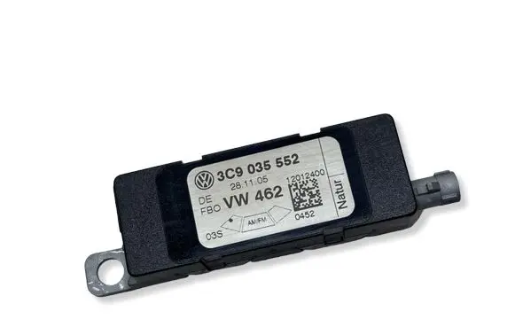 Volkswagen PASSAT B6 Aerial antenna amplifier 3C9035552