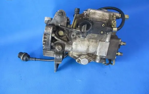 Renault Scenic I Fuel injection high pressure pump 0460414993 677605 H870309
