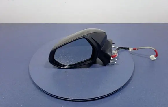 Toyota Camry Front door electric wing mirror