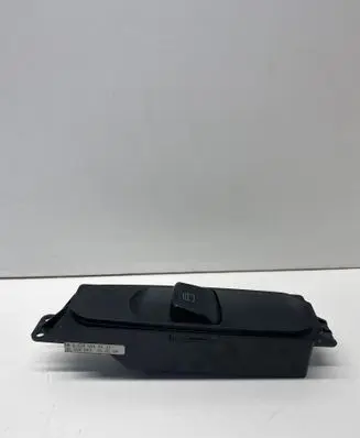 Mercedes-Benz Vito Viano W639 Electric window control switch A6395450613