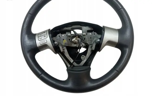 Toyota Auris 150 Steering wheel 6066111