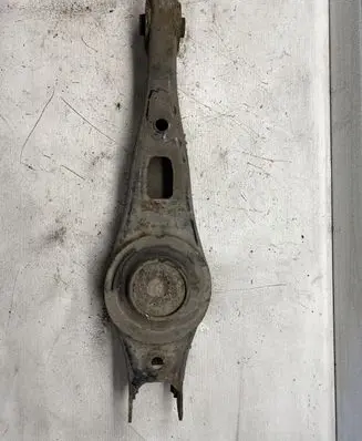 Hyundai Santa Fe Rear upper control arm/wishbone
