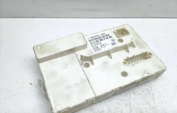 Mercedes-Benz E A207 Window control relay A2079003700 A2079010000 A2079021500