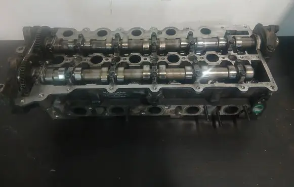 Volvo XC90 Engine head 8692577002