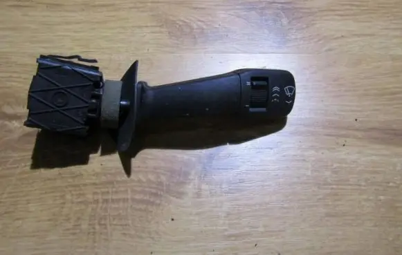 BMW 7 E38 Wiper control stalk 8352013 01200900