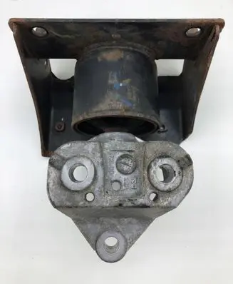 Suzuki Swift III Other engine bay part