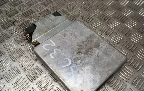 Ford Focus Engine control unit/module 98AB12A532AF 98ABCXG 019051