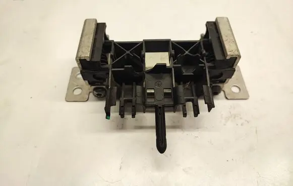 Other engine bay part