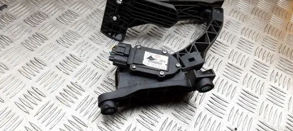 Hyundai i40 Accelerator throttle pedal