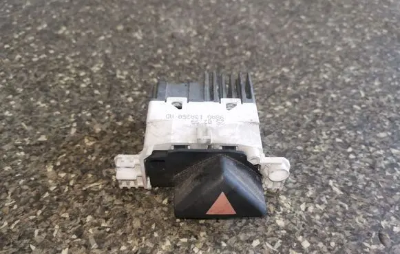 Ford Focus Hazard light switch 98AG13A350AD
