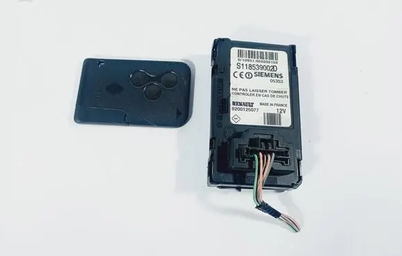 Renault Scenic II - Grand scenic II Ignition lock S118539002D 05353 8200125077