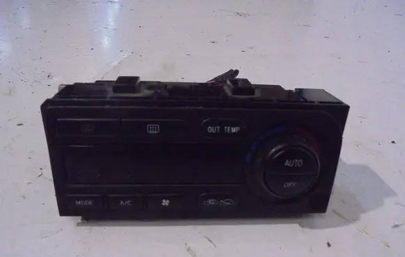 Subaru Legacy Climate control unit