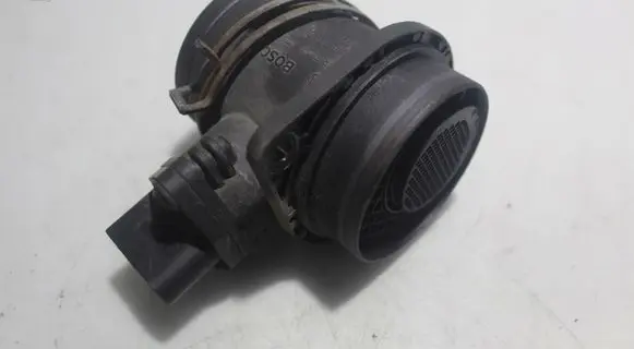 Volkswagen Touran I Mass air flow meter 0281002531