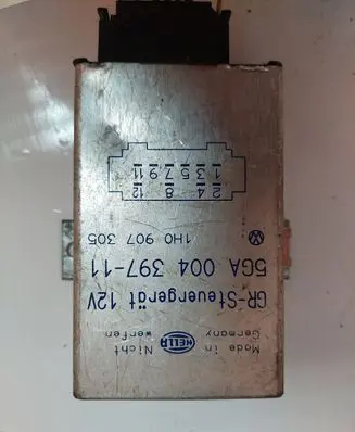 Ford Focus Cruise control unit/module 5GA00439711 4H0907305