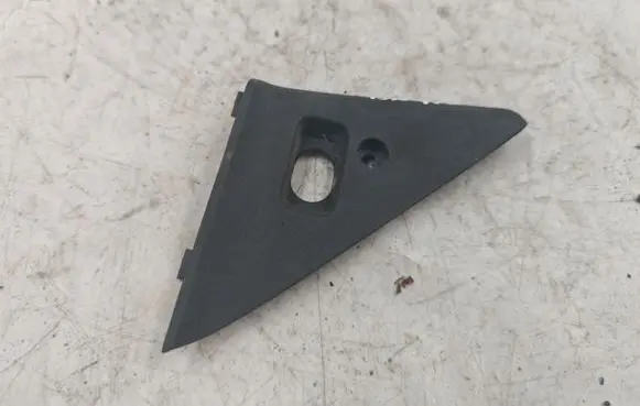Audi 80 90 B2 Other interior part 811857505